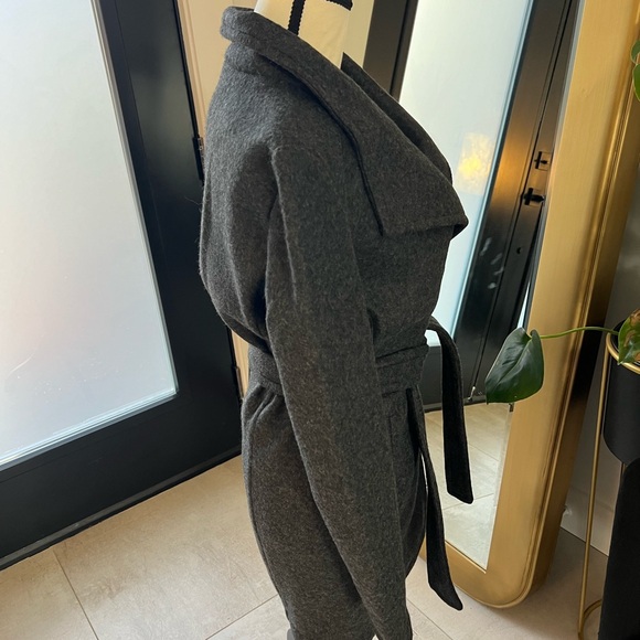 Vera Moda Wrap Jacket - Picture 2 of 6